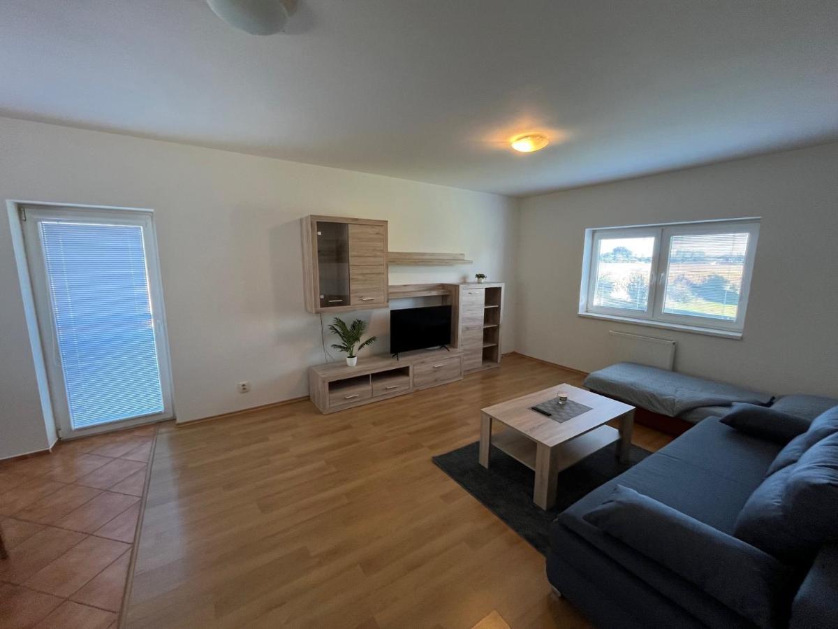 Apartman 92 Biely Kostol Buitenkant foto