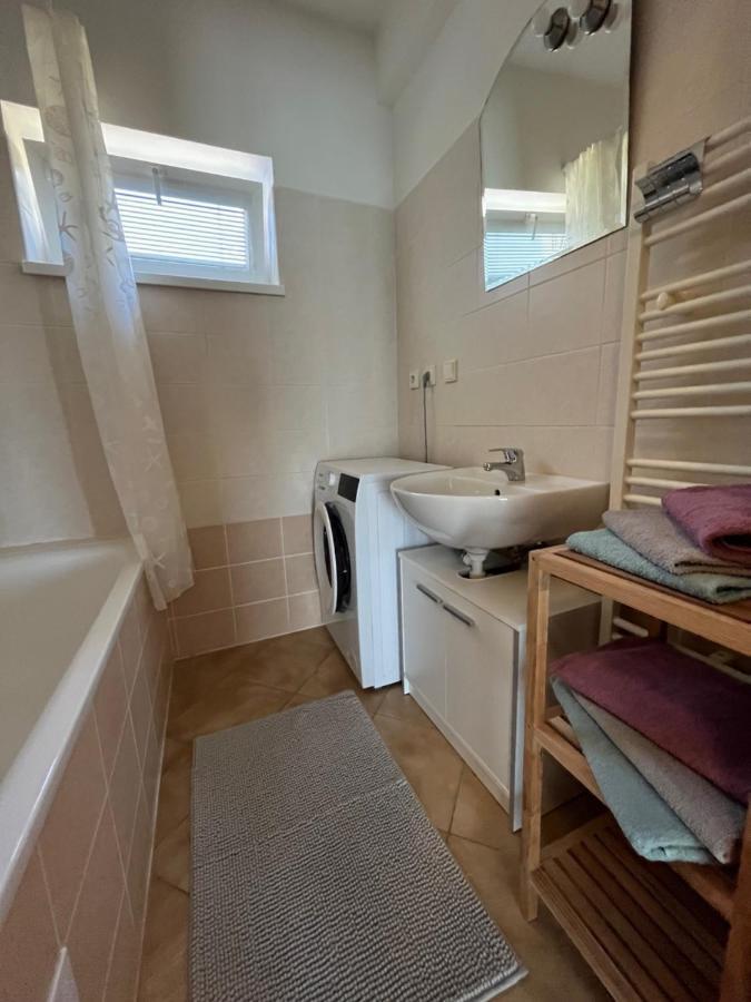 Apartman 92 Biely Kostol Buitenkant foto